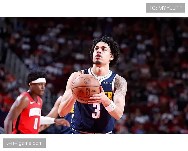 斯特劳瑟三分潜力引爆全场,新星崛起引领球队逆袭之路