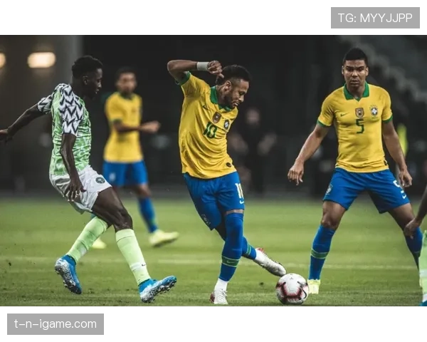 内维斯后场出球核心的组织作用解析